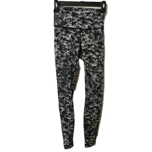 lululemon athletica Pants - Lululemon Wunder Under High-Rise Leggings Black/White Misted Jacquard Size 4